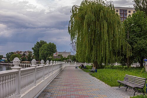 Парк культури і відпочинку імені Михайла Чекмана — фото