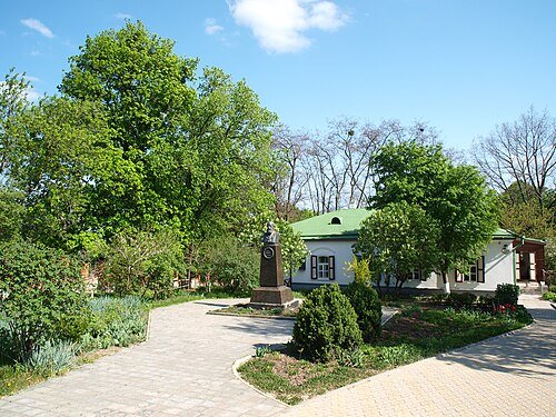 Парк на садибі Панаса Мирного