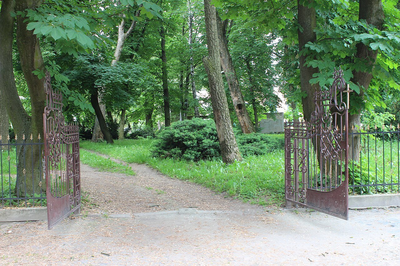 Острозький парк