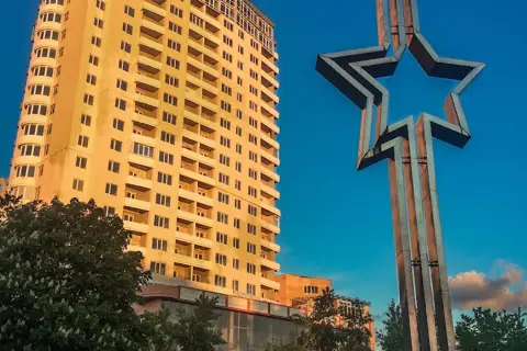 Сквер Захисників України — фото 4