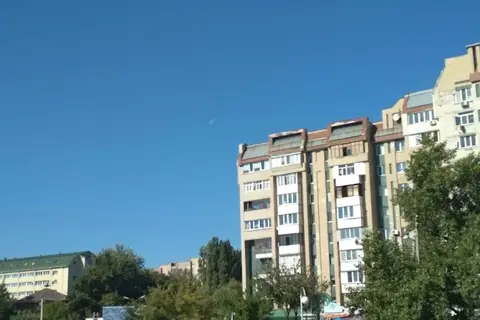 Сквер Захисників України — фото 12