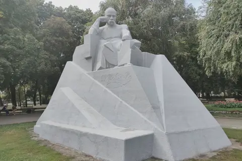 Петровський парк — фото 1