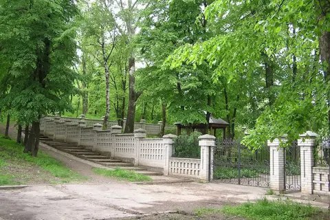 Будинок-музей А.П. Чехова (парк-пам'ятка садово-паркового мистецтва) — фото 11