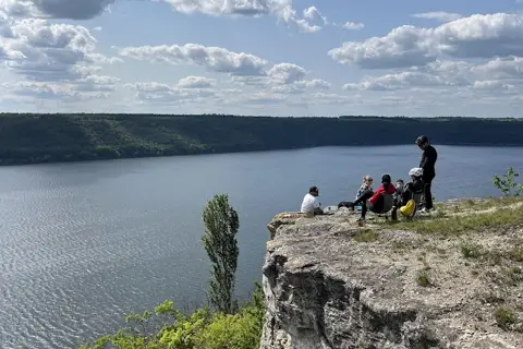 Сарматські скелі