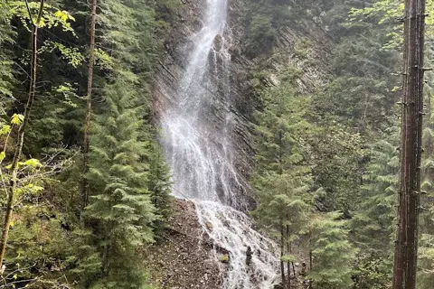 Водоспад Женецький Гук