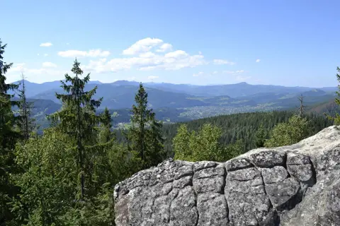 гора Камінь / Шугаїв Ґорґан / Ґорґан Гундяківський (1076,7 м.)