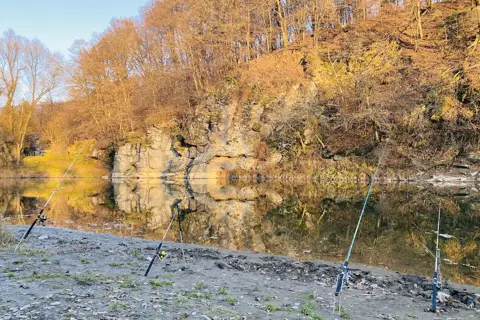Ворочівські скелі