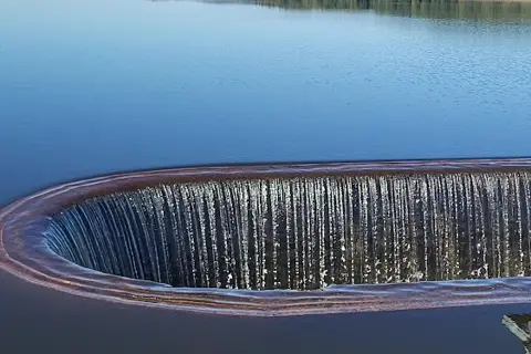 Новомалин водоспад — фото 2