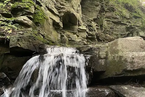 Водоспад Холодний