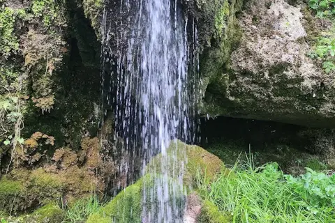 Травертиновий водоспад — фото 3